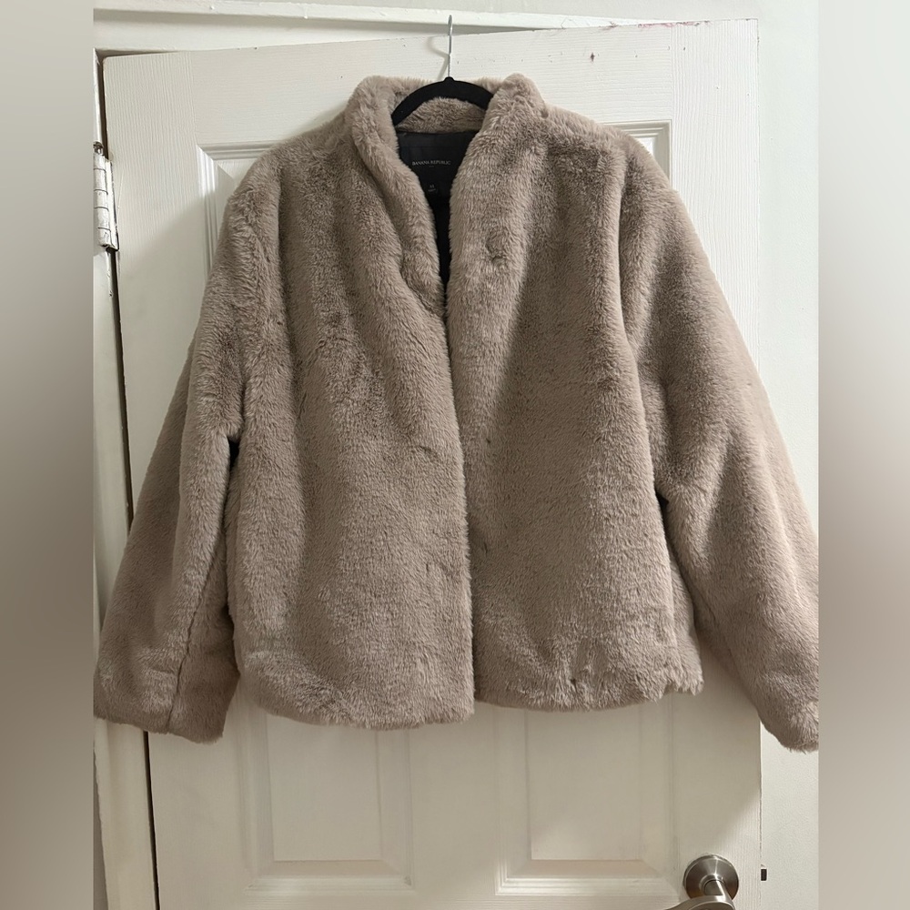 Banana Republic Plush Beige Teddy Jacket